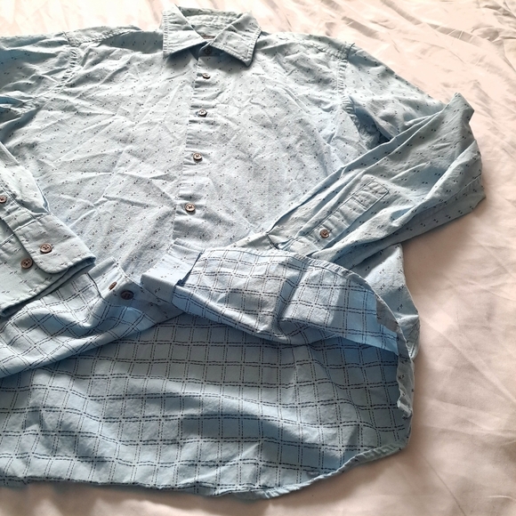 Kenneth Cole | Reaction Light Blue Men's button up collared Shirt - Picture 6 of 10